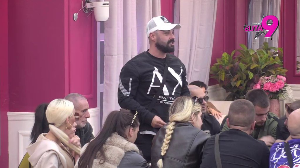 Izlanuo se: Bebica provalio Ivana, on indirektno priznao da ga boli uvo za sina Željka! (VIDEO)