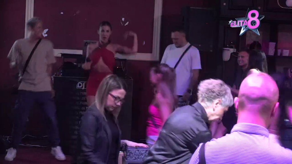 ZMIJA definitivno pojela ŽABU! Ena Čolić izazvala smehotres u kazinu! Peja propao u zemlju! (VIDEO)