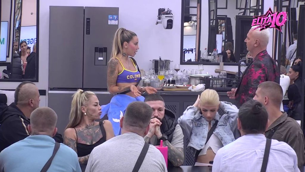 Sve je išlo preko Maje, ali je neću pljuvati: Aneli rešila da povuče ručnu, pa progovorila o detaljima Asminovog susreta s Norom: Nismo se ni pozdravili... (VIDEO)