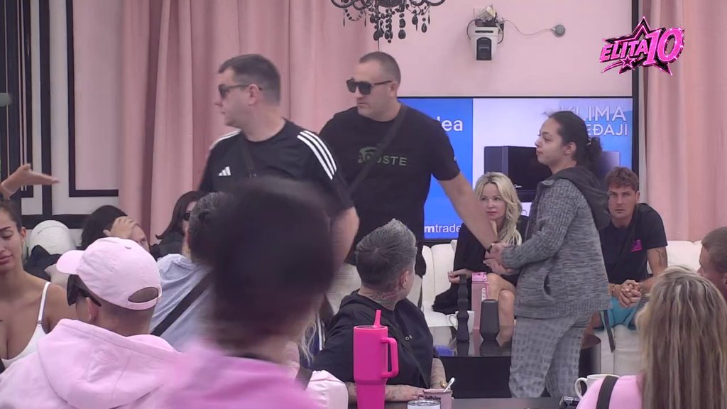 Ovakav ljubavni zaplet nisu imali ni Luna i Sloba! Radojka i Milan obelodanili raskid, pa usledilo ekspesno pomirenje, a kad čujete razlog, neće vam biti dobro (VIDEO)