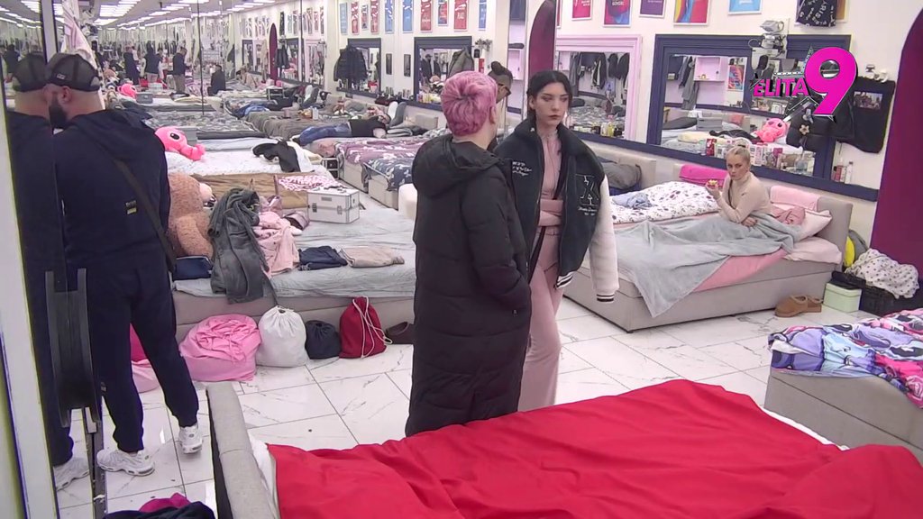 SMRADE JEDAN: Miljana ušla u žestok verbalni okršaj sa Lukom, leti perje na sve strane! (VIDEO)