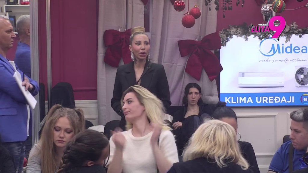 PIJUN MALENI: Aneli brutalno ponizila Luku, on joj uzvratio bez zadrške: IZOBLIČILA SI SE, GADI MI SE S KIM SAM BIO! (VIDEO)