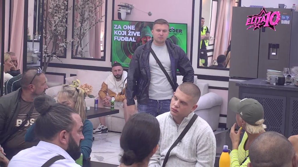 Mogao je napolju da mi kaže sve to: Karić progovorio o sukobu sa Carem, priznao zbog čega mu je najviše ŽAO (VIDEO)