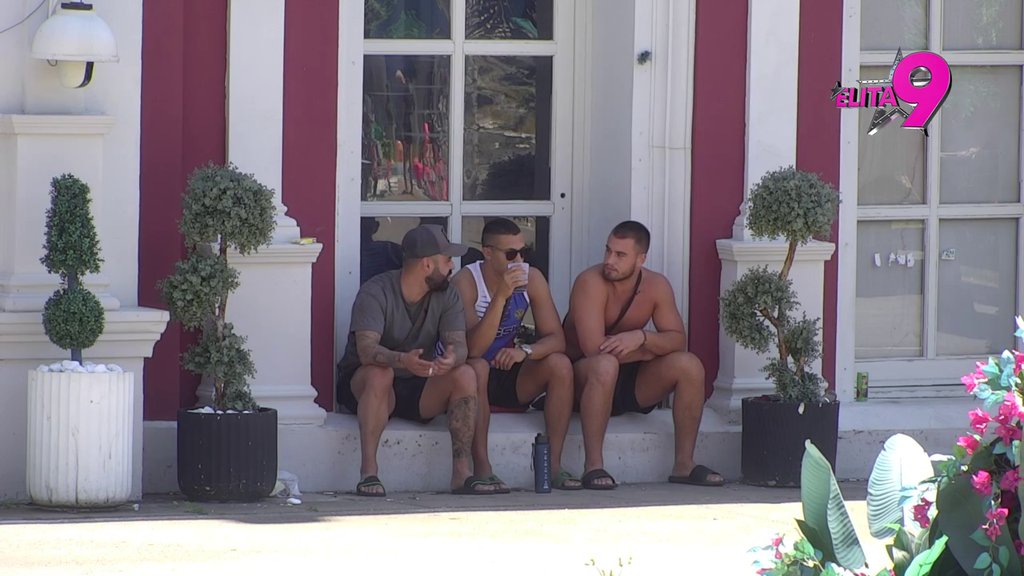Luka zvani Sokrat! Vujović izlaže novu teoriju o vremenu, prošlosti, sadašnjosti i budućnosti, Murat i Viktor slušaju i ne znaju gde biju! (VIDEO)