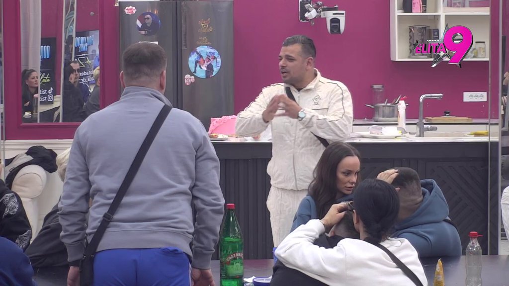 DA MI DOĐE SVETI PETAR, JA SAM ZA TEBE DOKTOR! Ivan i Bora u dugometražnom verbalnom sukobu! (VIDEO)