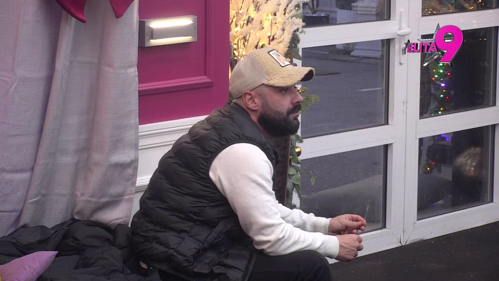 Ne može više da glumi žrtvu: Luki prekipelo, žestoko odbrusio Aneli pred! (VIDEO)