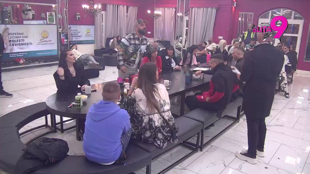 PA NEMA DALJE! Luka i Anita hoće da nazovu ćerku imenom koje su izabrali on i Aneli (VIDEO)