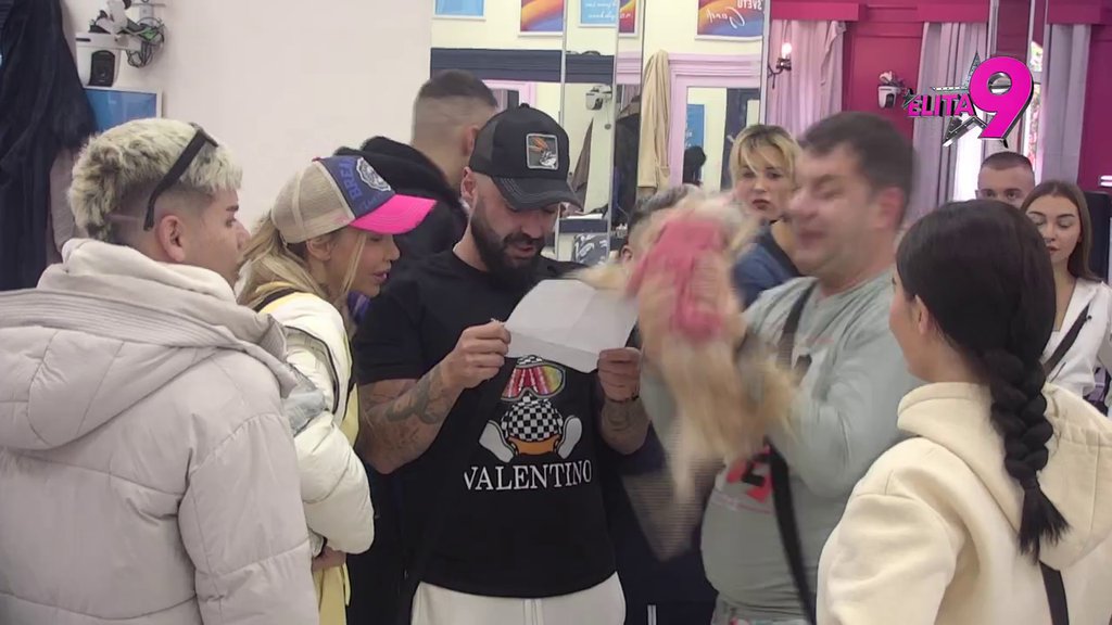 NA ZAHTEV PODRŠKE, VRATILA SAM SE U ELITU! Lukina majka poslala nju pravo u Belu kuću, svi u ŠOKU! (VIDEO)