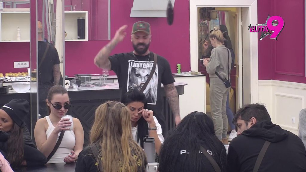 NARAVNO DA BIH PRIHVATIO DETE! Odmah posle haosa, Luka dobio HLADAN TUŠ! Da li je Anita trudna? (VIDEO)