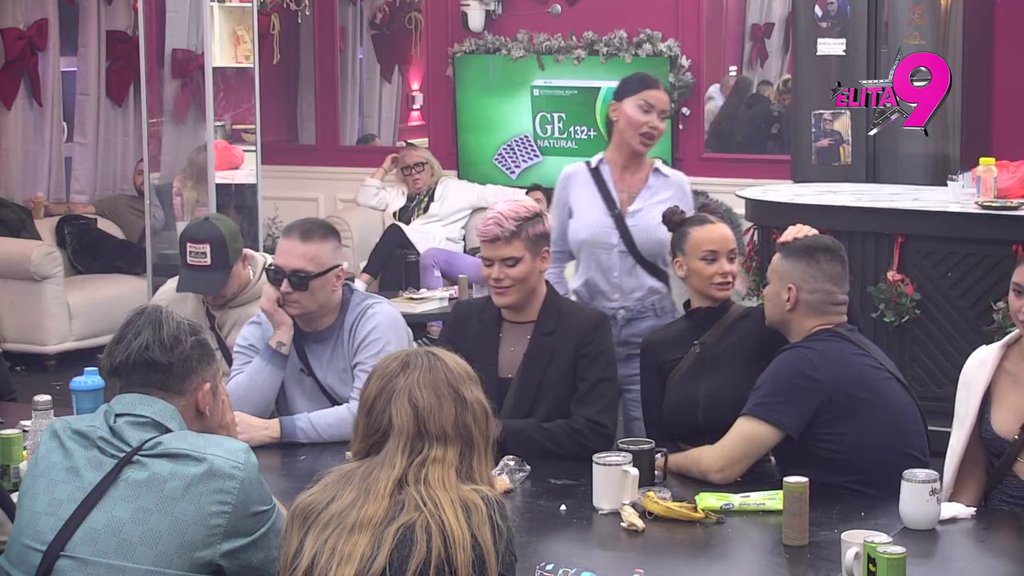 Raste kao kvasac iz minuta u minut: Uroš dobio punu podršku od Neria i Hane, vratili mu krila u par poteza (VIDEO)