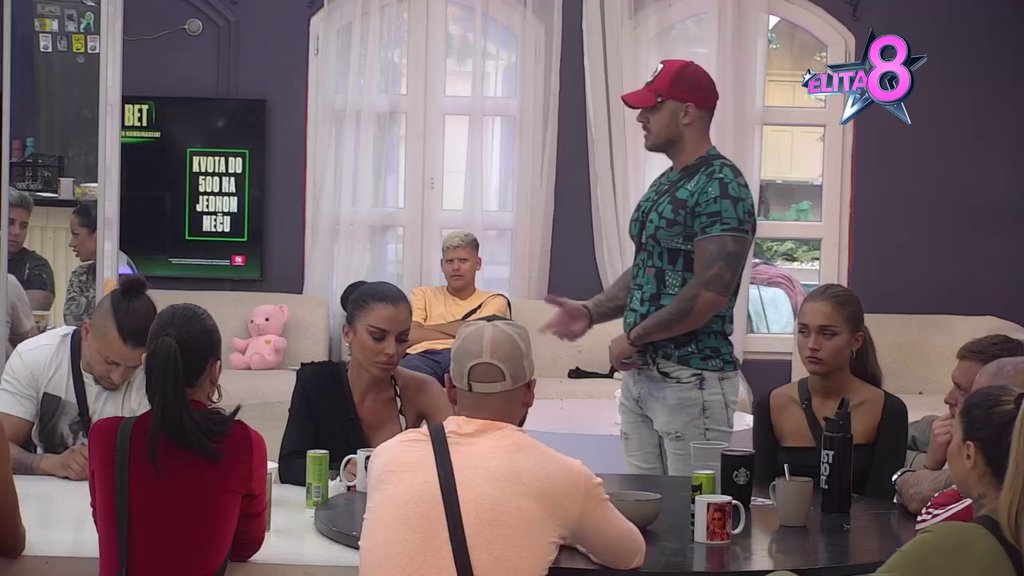 Rešile da udruže snage: Anđelu i Sanju spojili zajednički dušmani, posle svega zakopale ratne sekire! (VIDEO)