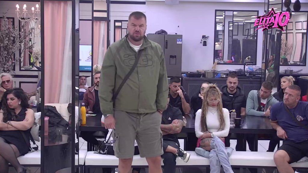 Uz nju sam i verujem joj, ne želim da... Janjuš misli da Kačavenda ne poseduje video zapise Sandrinog susreta sa Bajom na Zlatimoru! Odradovićeva negira da je tamo kročila: Kunem se... (VIDEO)