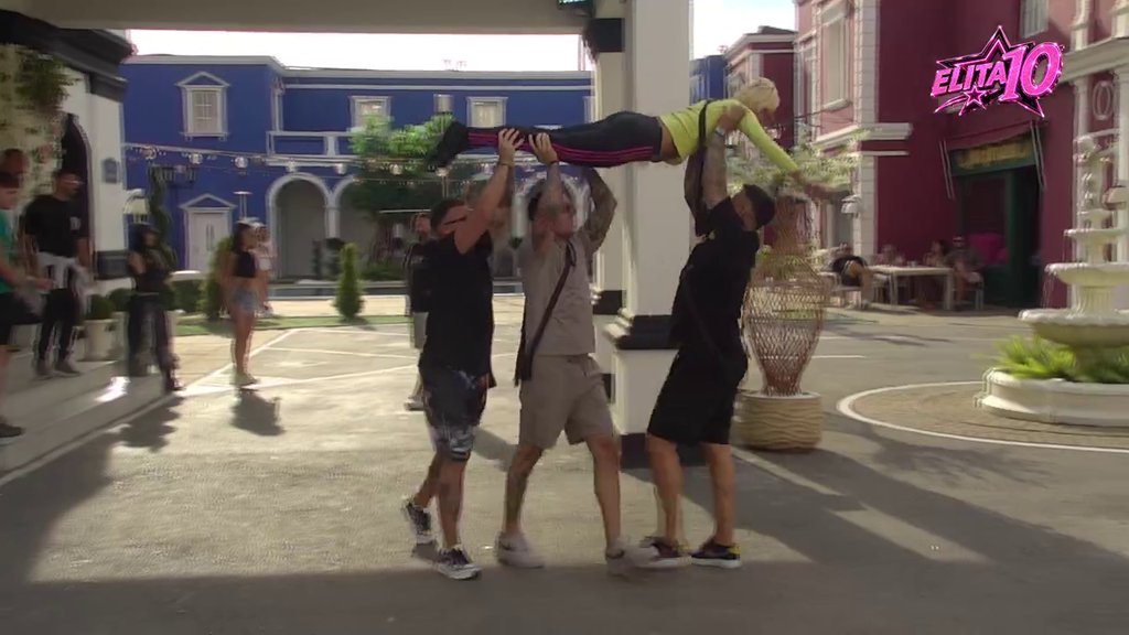 Vinuli je u nebo: Karić i ekipa odlučili da ponove hit scenu sa Jasenkom, ona jedva dočekala da ponovo poleti! (VIDEO)