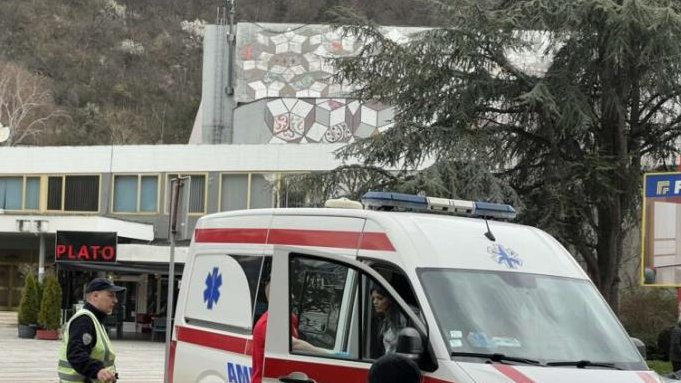 OBRUŠILO SE BRDO, POVREĐEN DEČAK! Novi detalji nesreće na Novom Beogradu: Detetu slomljena kičma, evo u kakvom je stanju