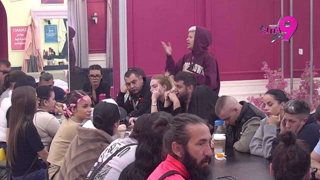 Isterali sve na čistac! Janjuš priznao kako je došlo do pomirenja sa Alibabom, Kačavenda dobila opomenu: Zgaziću te! (VIDEO)