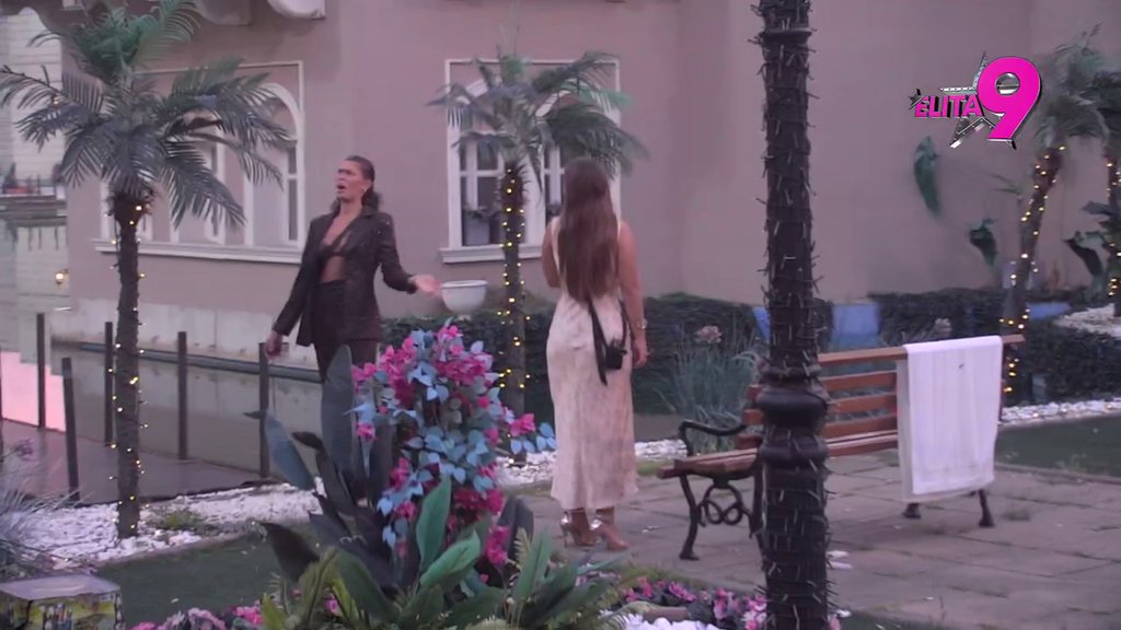 Kao što meni treba lečenje tako treba i tebi: Sara grca u suzama za Muratom, nije uspela da nađe razumevanje od strane učesnika! (VIDEO)