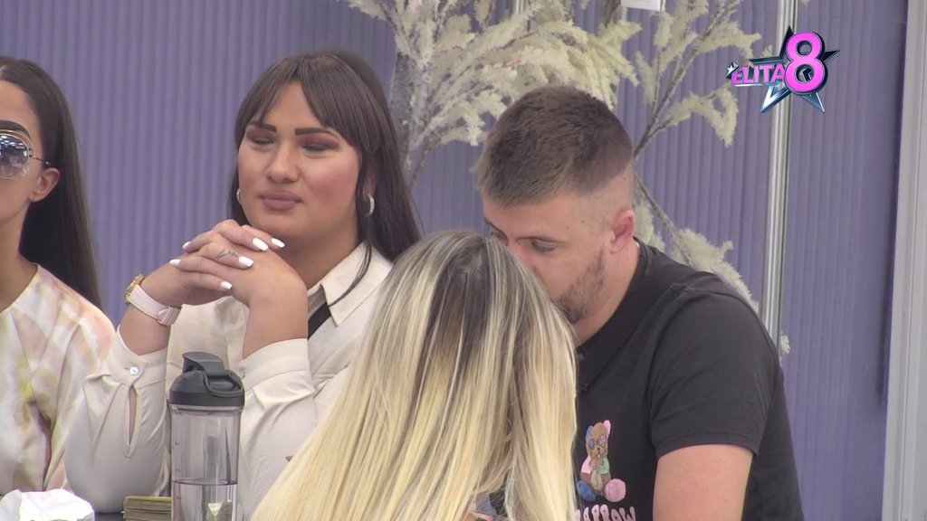 Takijeva ku*vice, Pegi ima ključeve od tvog stana: Poršelini pootpadali zupčanici, pa izvređala Teodoru, a onda je Delićeva urnisala Anu i Kordu: Katastrofa je to što si uradio, a jezivija mi je ona koja ima se*s s tobom! (VIDEO)