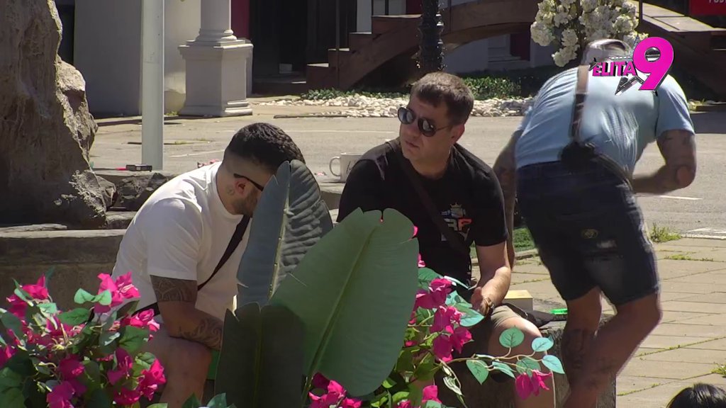 Za 4.000 evra je KAPARISAO! Asmin nastavio da urniše Staniju, tvrdi da ju je platio: Kao TRAKTOR NA BUBANJ POTOKU! (VIDEO)