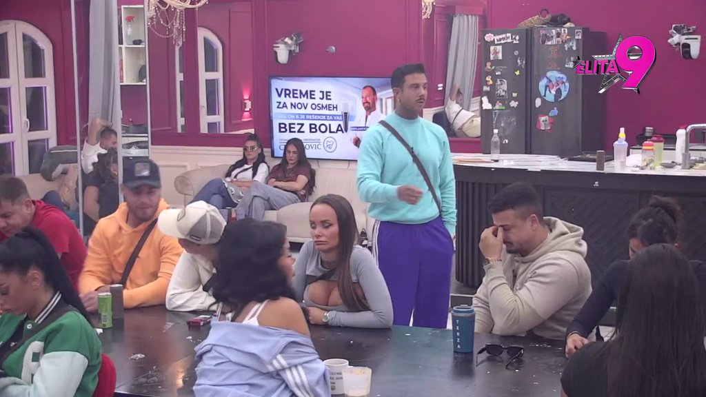 Ja želim svoje dete, svoju krv i svoje gene! Zbog Đukićevih reči Aneli ostala ponovo ponižena! (VIDEO)