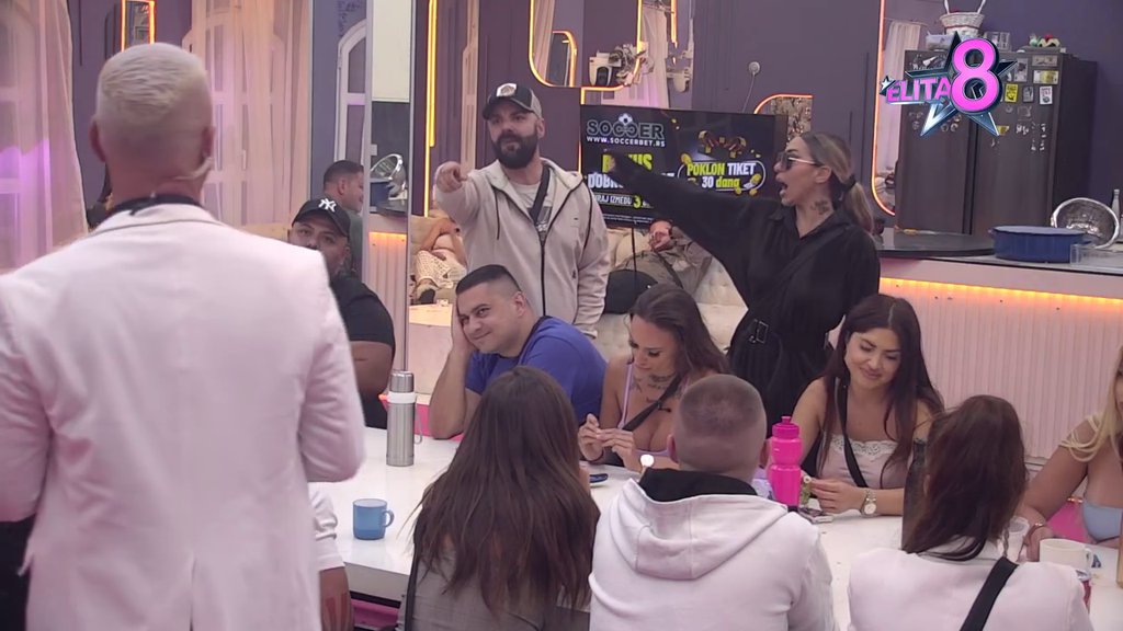 IDILA KRATKO TRAJALA! Aneli ne zna šta želi, ponovo ODUVALA Luku pred svima, rešila da se ISELI iz hotela, Marko PROGUTAO sve Sanjine GNUSNE uvrede (VIDEO)