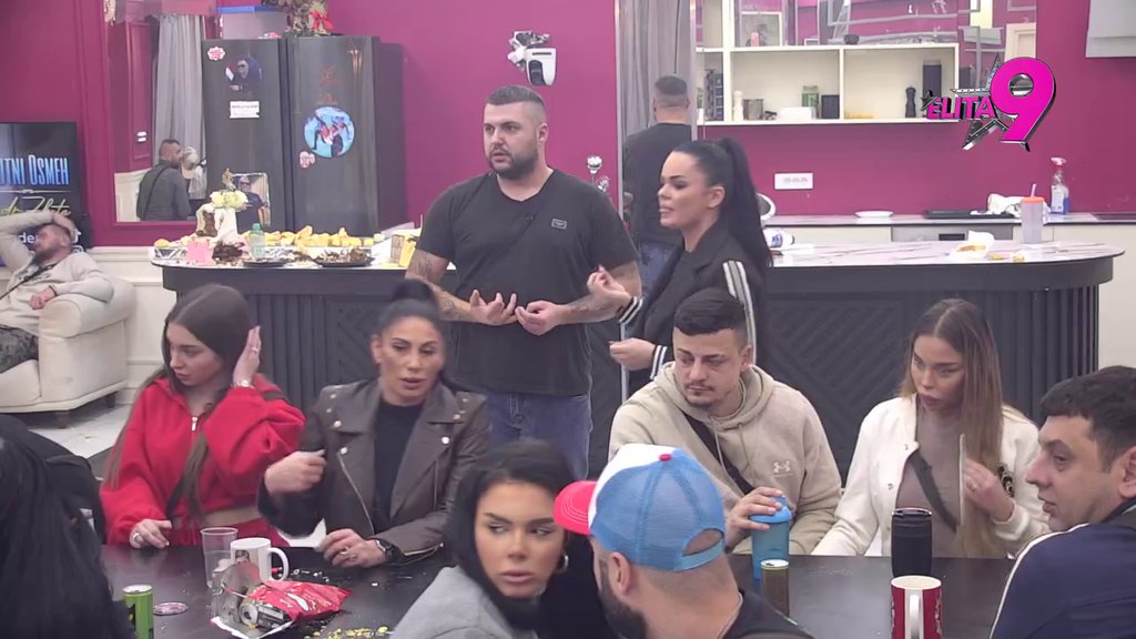 Pukao joj film: Jovana pokušala da razbuca druženje Maje i Aneli, pa dobila šut kartu od Marinkovićeve! (VIDEO)