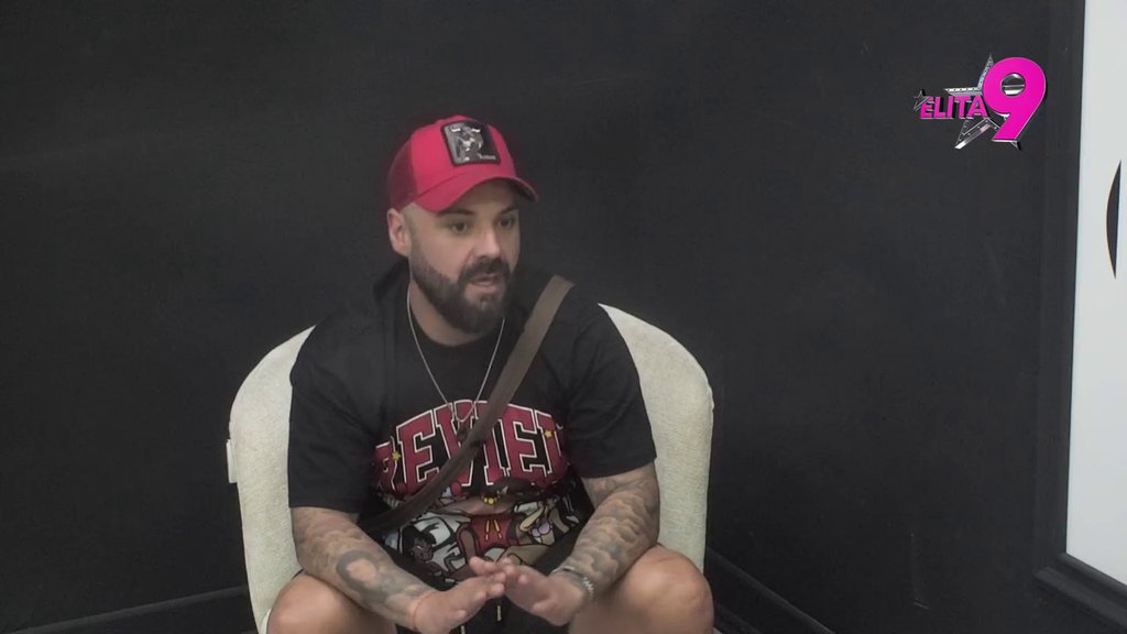 Umislio da su se svi urotili protiv njega i Anite: Luka se ograđuje od pogleda prema Aneli, brže-bolje osmislio novu taktiku da pronađe MIR (VIDEO)