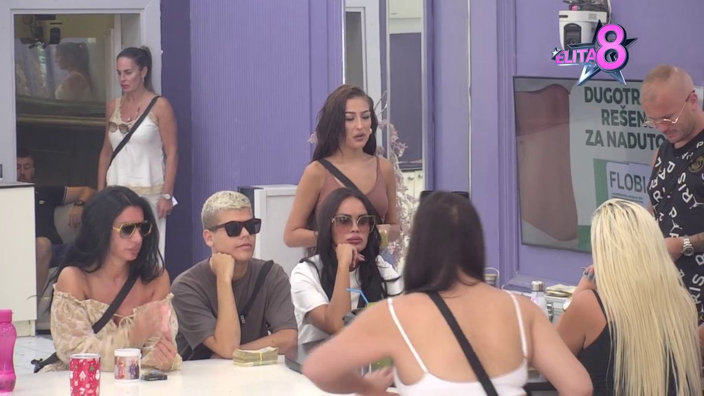 MUNJA ŽELI DA TI UGASI SAMOPOUZDANJE: Gastoz bez ustezanja odgovorio Stefani nakon što mu je udelila MALI BUDŽET! (VIDEO)