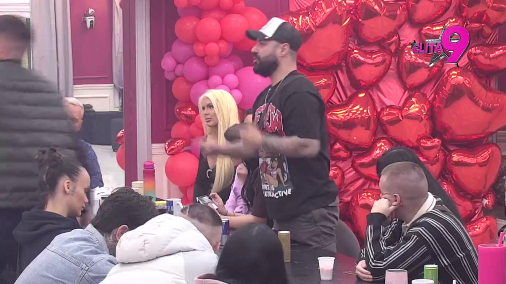 Sada je sve jasno! Luka beži od činjenice da koristi svaki momenat da priča sa Aneli, ona ga raskrinkala (VIDEO)