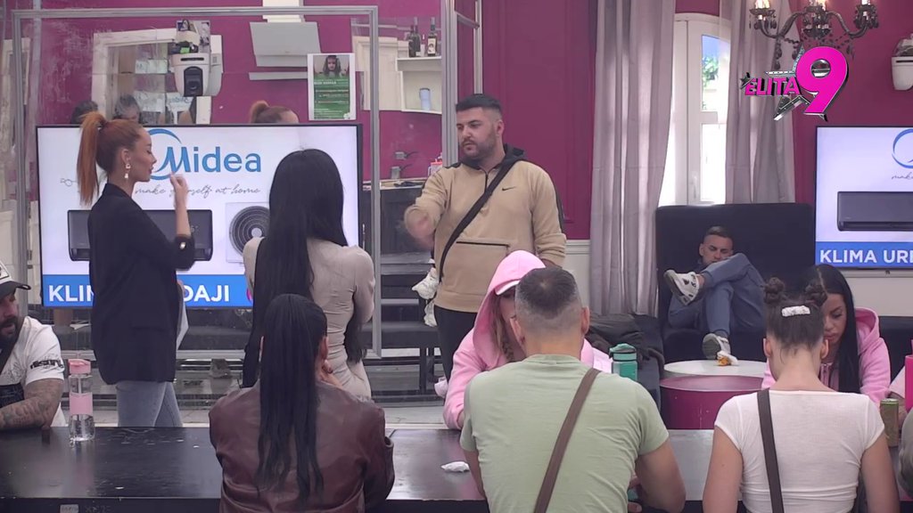 IMAM DIVAN ODNOS SA RODITELJIMA: Maja tvrdi da će Stanija završiti na sudu sa njenom majkom zbog svega izrečenog! (VIDEO)