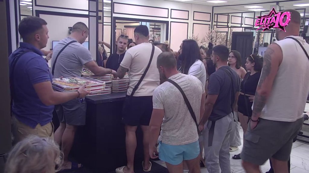 Bogata nagrada Velikog šefa: Na adresu Bele kuće stiglo iznenađenje! (VIDEO)