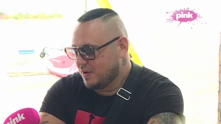 Slavlje u domu Filipa Cara: Čestitke stižu sa svih strana (FOTO)