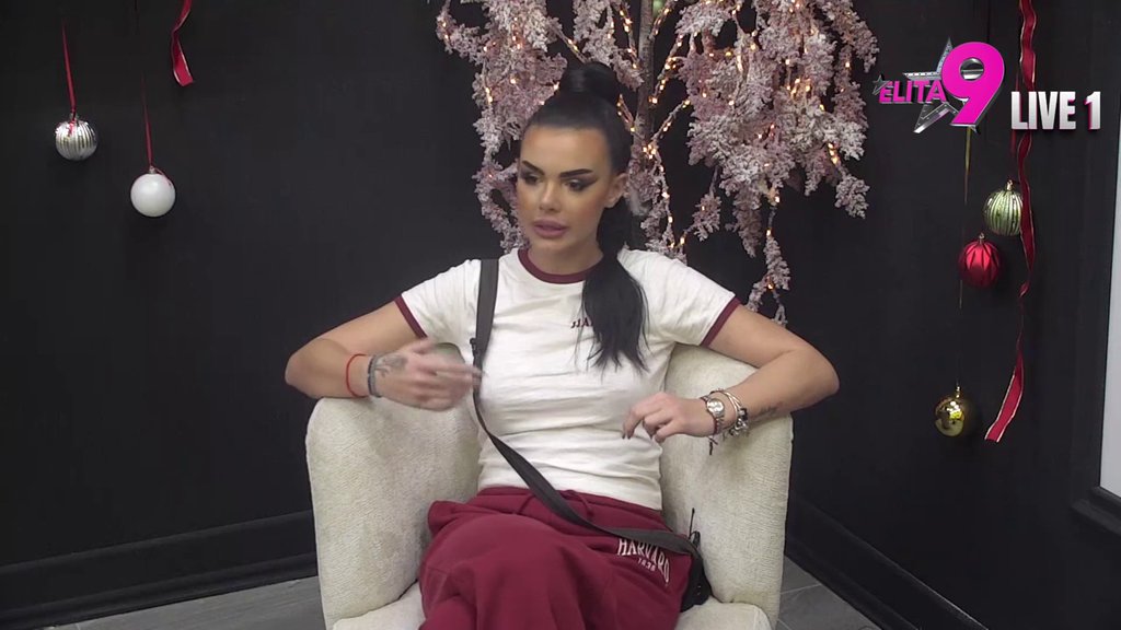 Budi u meni sve najlepše, presrećna sam: Aniti priznala da njoj i Luki cvetaju ruže u odnosu, pa osula rafalnu paljbu po Aneli i Anđelu! (VIDEO)