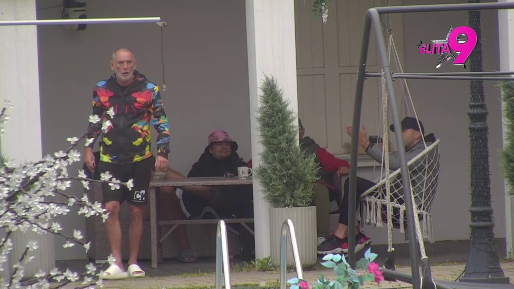 Puklo prijateljstvo posle devet godina? Lepi Mića i Anđelo u žestokom okršaju zbog Jakšićke, sve se trese: Ona je ološ, a ti si džukela (VIDEO)