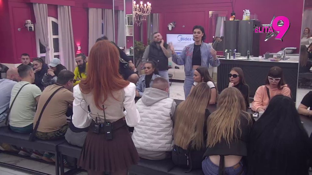 Nije mi bilo normalno da se ljube, ali... Maja ponovo zauzela Anelinu stranu i svu krivicu svalila na Luku, on kipti od besa! (VIDEO)