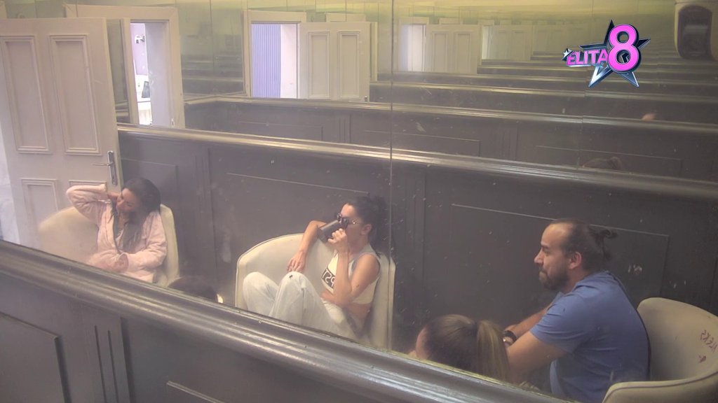 Ne pronalaze zajednički jezik: Teodora i Dača ne mogu da se usaglase sa idejama za radio, umalo zaratili! (VIDEO)