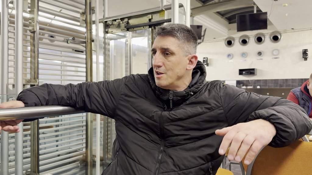 KRISTIJAN IMAO AFERU SA KAČAVENDOM? Konačno priznao sve, pa se osvrnuo na Stanijin ulazak u Elitu 9: POSVAĐAO BI SE SA ASMINOM ZBOG NJE (VIDEO)