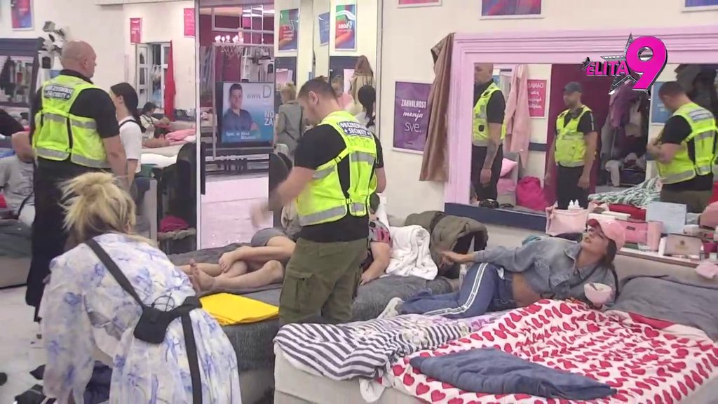 Morbidnostima Sare Raičević nikad kraja, vređa Boginju kao nikad:  Je**m li ti onu mrtvu mamu što te nije vaspitala(VIDEO)