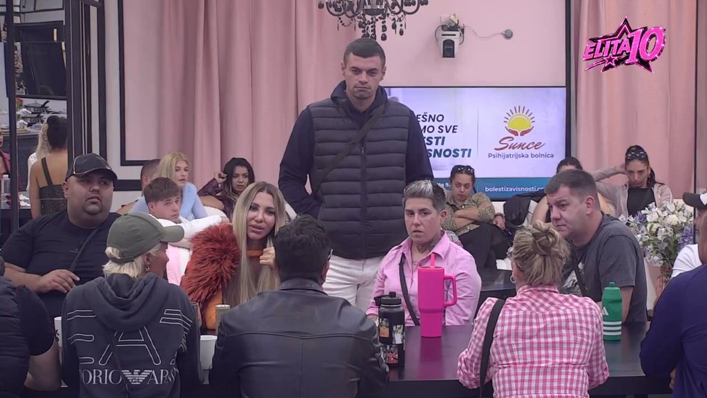 Pretvorila ga je u nešto drugo! Vasilije smatra da je Đukiću karma odradila svoje, pa Amar brutalno ispljunio sve šta misli o Aneli: Lažna žrtva (VIDEO)