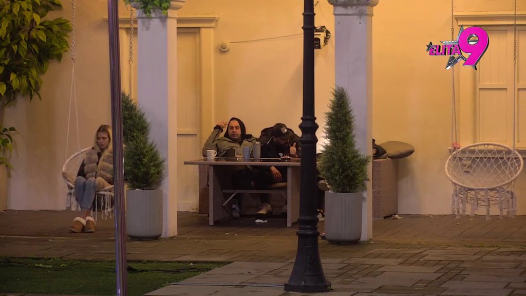 ŠOK NAD ŠOKOVIMA: Luka kao nikad do sad isprozivao svog oca, pa istakao da je njegova familija prihvatila Aneli! (VIDEO)