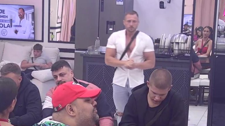 Stižu pohvale! Jakšićka nahvalila Lauru: TI NISI ZA OVU KLASU MUŠKARACA (VIDEO)