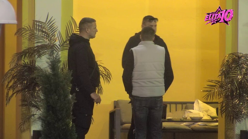 On je Jasenka u muškom obliku! Car žestoko isprozivao Osmakčića (VIDEO)