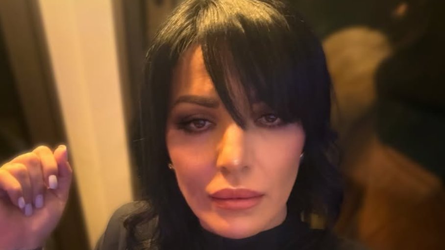 Možda sam bila super za klanicu ili mesaru: Pevačica brutalno o svom višku kilograma