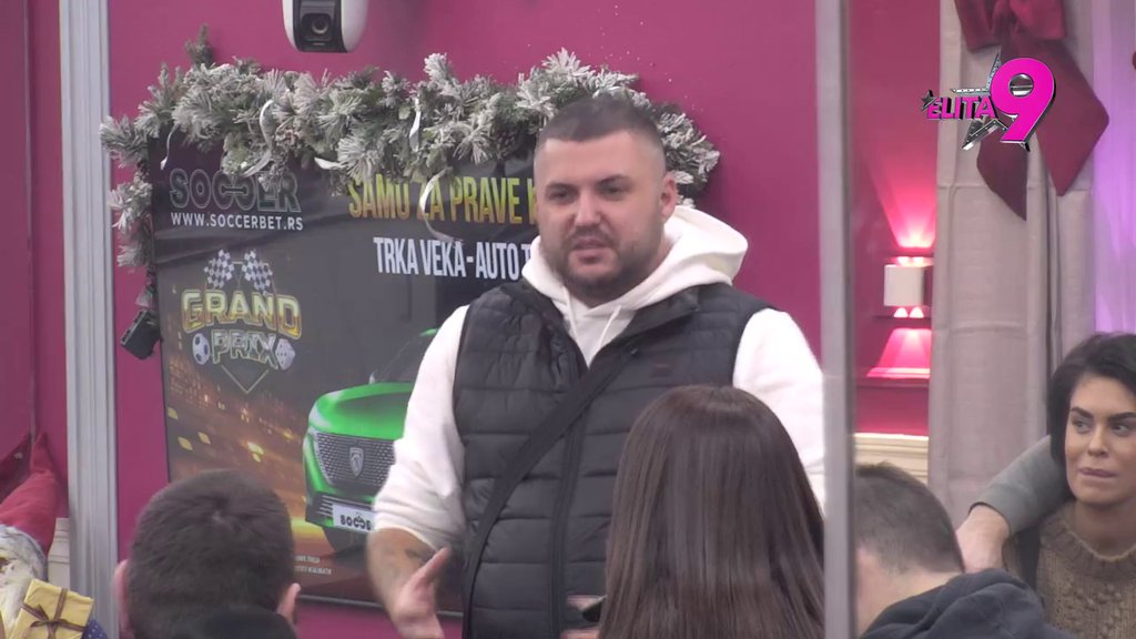 Dogovorili smo se sa Sarom Šajić, on da bude vođa, ja da biram odabrane! Kačavenda otkrila kakav su TAJNI PLAN skovali ona i Asmin PRED SAMO IZBACIVANJE! (VIDEO)