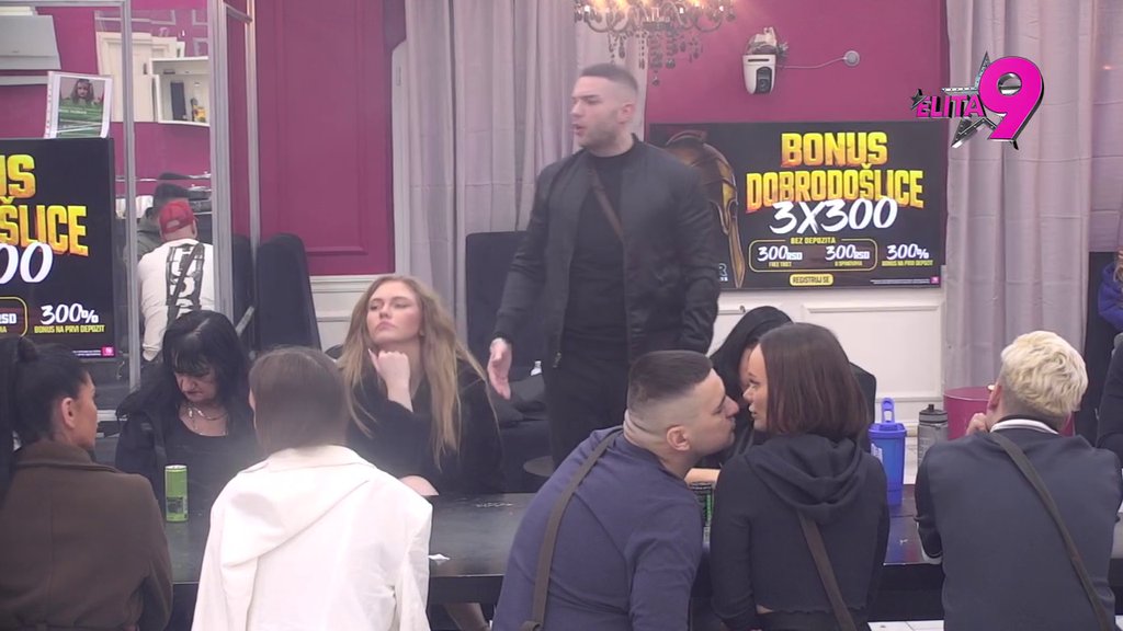 SLADI SE KADA JE NEKOM LOŠE: Anđelo duboho udahnuo, pa krenuo sa verbalnim rešetanjem Ivana Marinkovića! Smatra da je zasluženo na vicešampionskom mestu za osobu koja najlošije utiče na druge! (VIDEO)