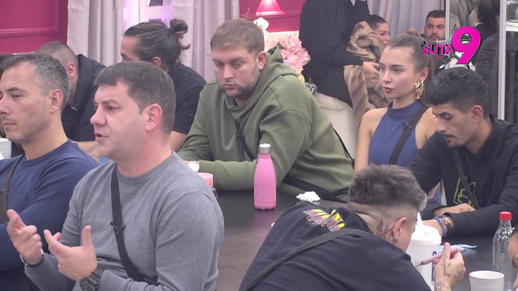 Poniženje za poniženjem: Ivan dokrajčio Saru, Anđelo u životu više neće da čuje za nju! (VIDEO)