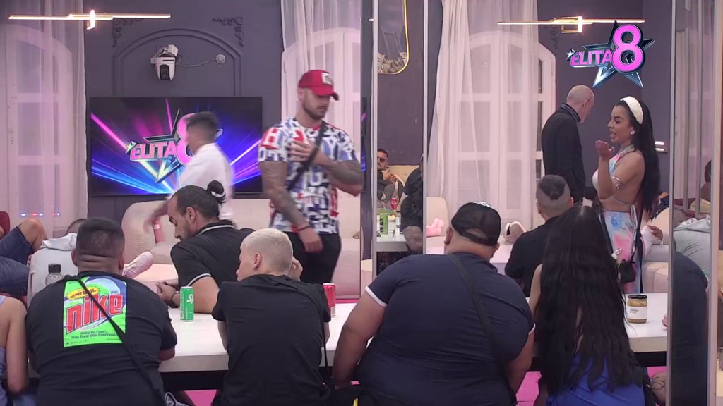 ORI SE KUĆA! Marko POPUCAO po svim šavovima,  ne može da podnese Sanjina pakovanja, pa ponovo udario na svoju porodicu (VIDEO)
