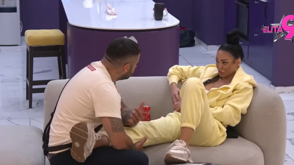'HOKLICA' SE ZASLUŽITI MORA! Asmina i fanovi počeli da SPRDAJU, Maja napravila od njega BESKIČMENJAKA! (FOTO)