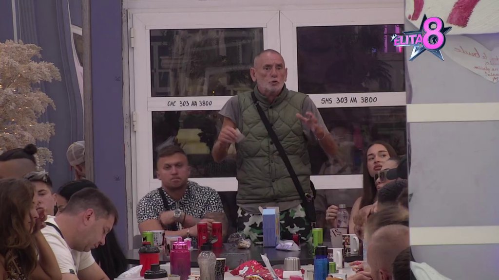 Zbog mesec dana izgubiće majku za ceo život: Ukućani opleli po javnoj vezi Matore i Dragane, pa je udarili na decu u školi, ona donela KONAČNU ODLUKU! (VIDEO)