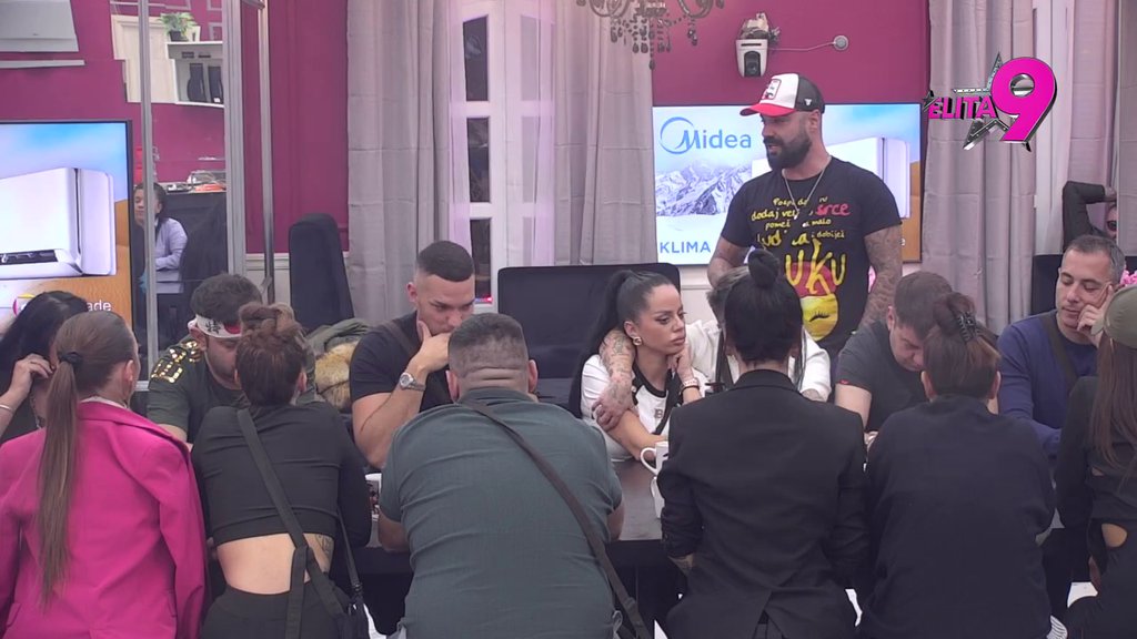 Kad treba da razveže jezik, nema ga: Terza se ušlihtao Anđelu, pa osuo rafal po Vanji jer nema stav! (VIDEO)
