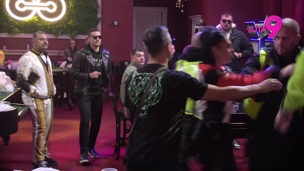 ŽURKA KOJA SE NEĆE ZABORAVITI! Mina ostavila Terzu, pa započela VRELI FLERT sa Viktorom, NASTAO KARAMBOL! Obezbeđenje ih razdvajalo! Anita ponovo pristala da bude Filipova UTORAK DEVOJKA! (VIDEO)